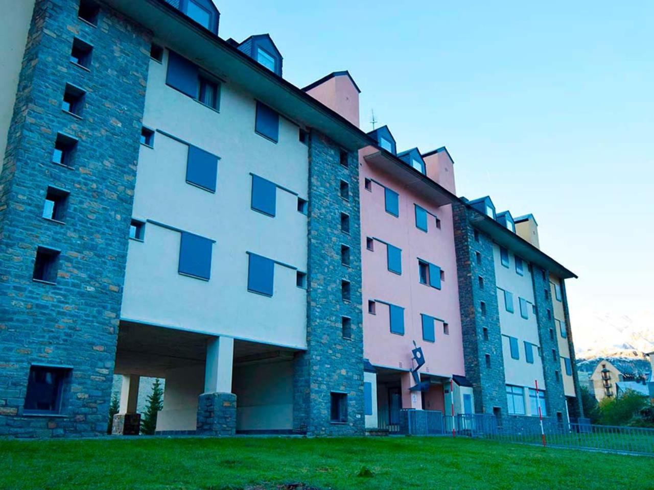 3000 Apartament